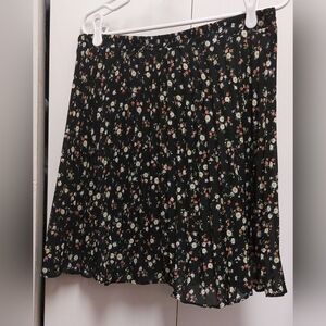 Metropolitan New York Vintage Black Pleated Floral Full Skirt Size Large Boho